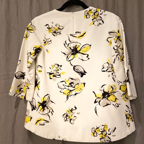 Yellow Flower Pattern Top - Picture 2 of 5